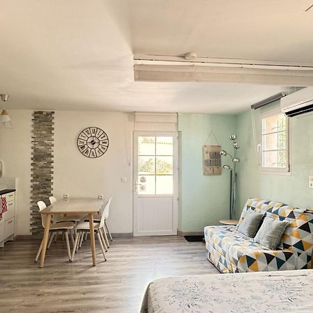 2 Hebergements - 10 Couchages - Parking, Piscine, Jacuzzi - Convivialite Roquebrune-sur-Argens Buitenkant foto